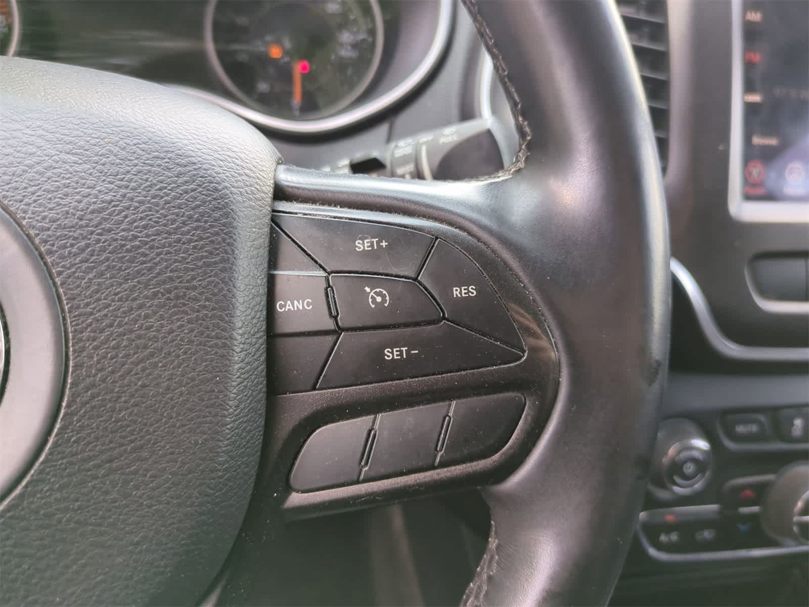 2019 Jeep Cherokee Trailhawk 22