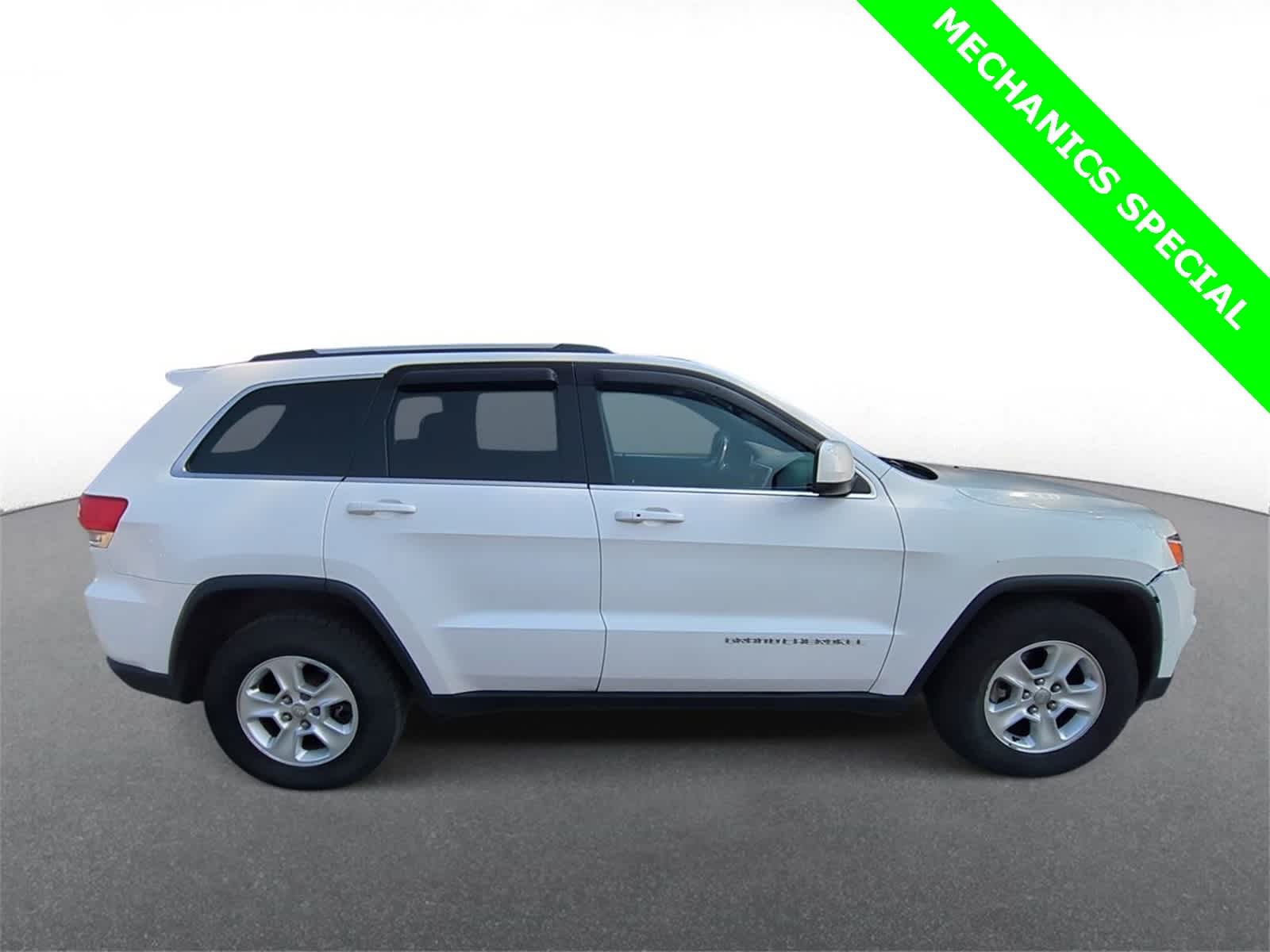 Thumbnail: 2014 Jeep Grand Cherokee - 9
