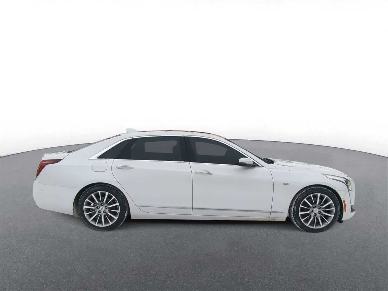 Thumbnail: 2018 Cadillac CT6 - 9