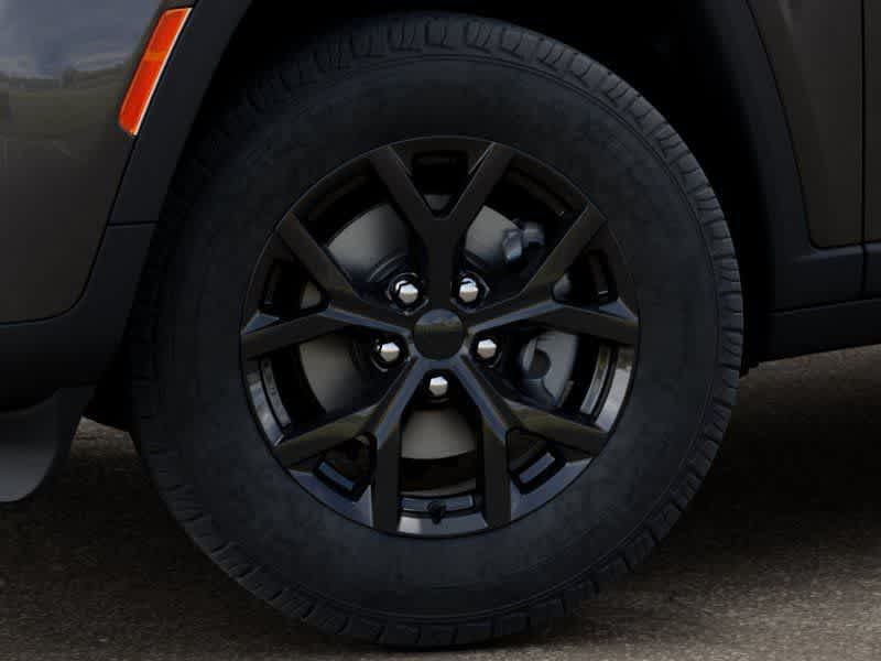Thumbnail: 2026 Jeep Grand Cherokee - 8