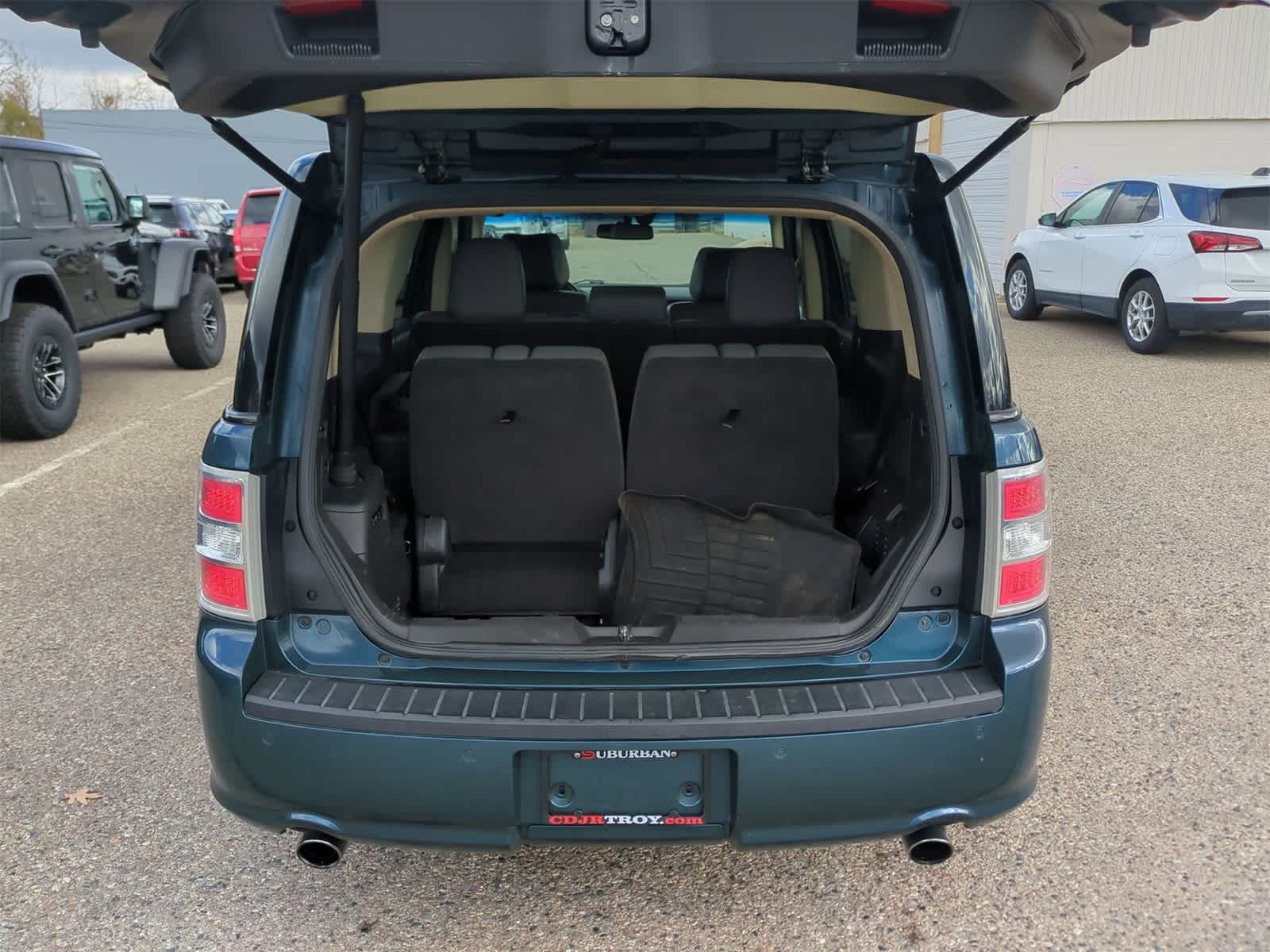 Thumbnail: 2016 Ford Flex - 33