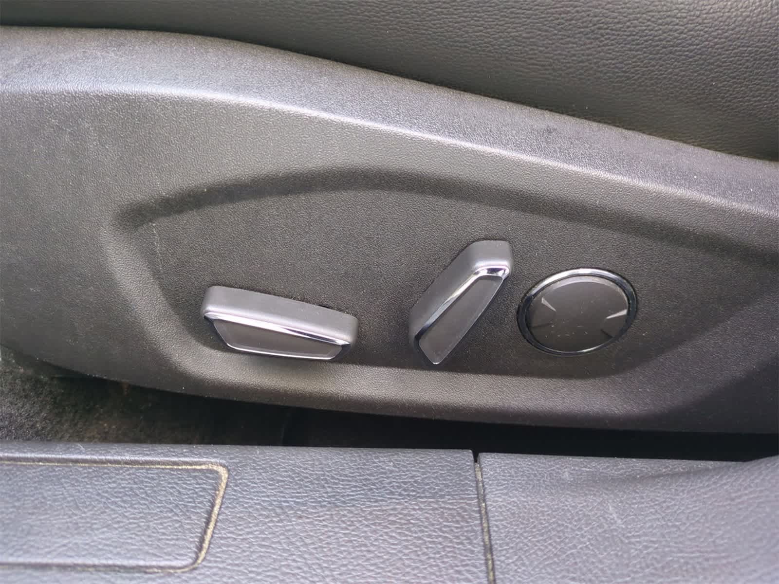 Thumbnail: 2016 Ford Fusion - 17