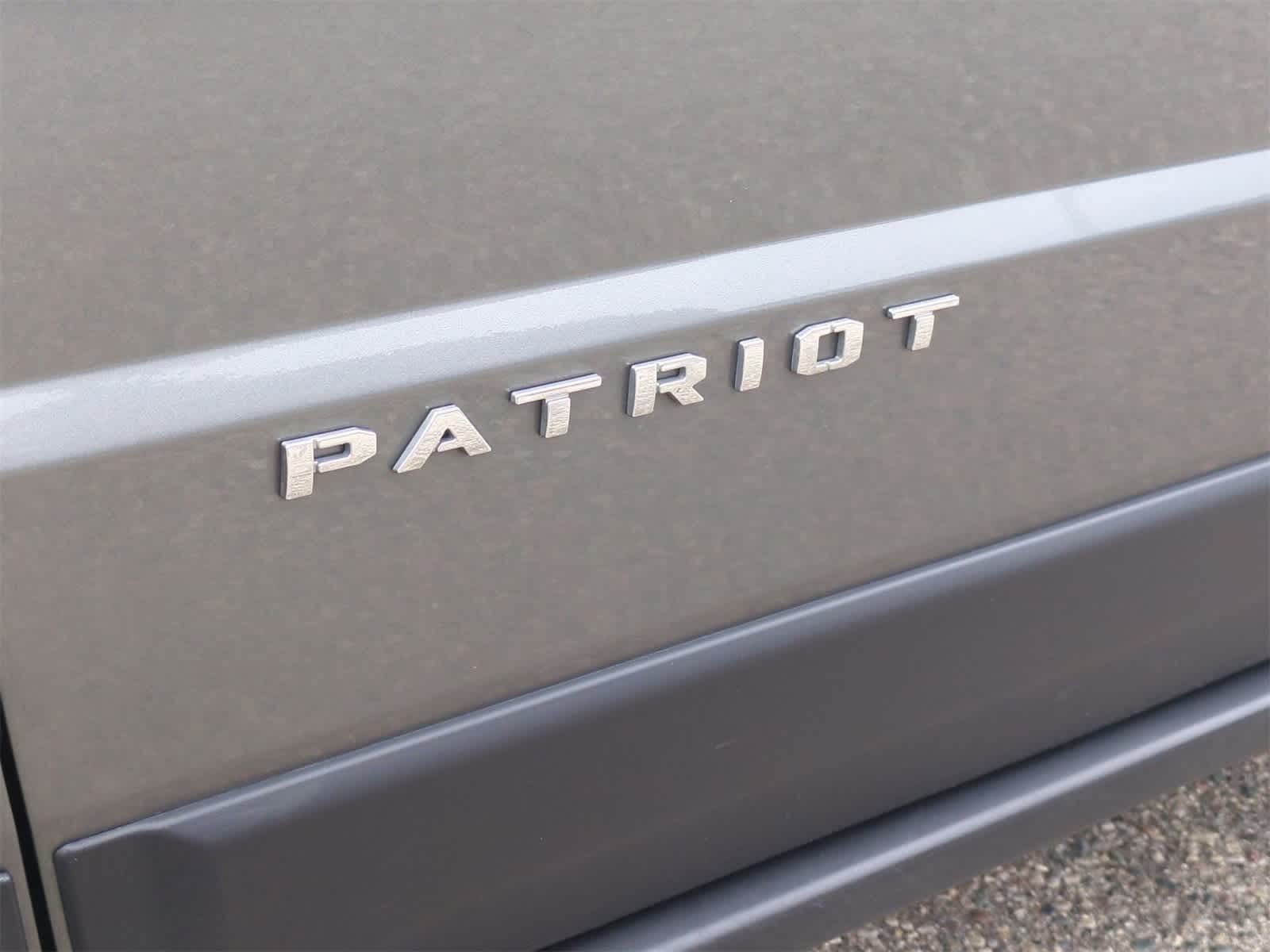 Thumbnail: 2012 Jeep Patriot - 12