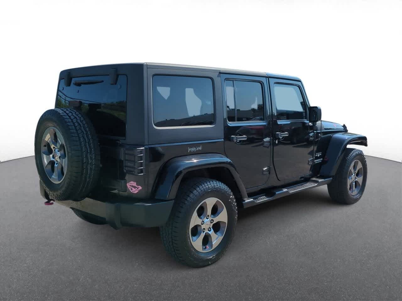 Thumbnail: 2016 Jeep Wrangler - 8