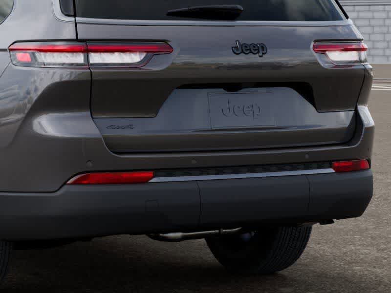 Thumbnail: 2026 Jeep Grand Cherokee L - 13