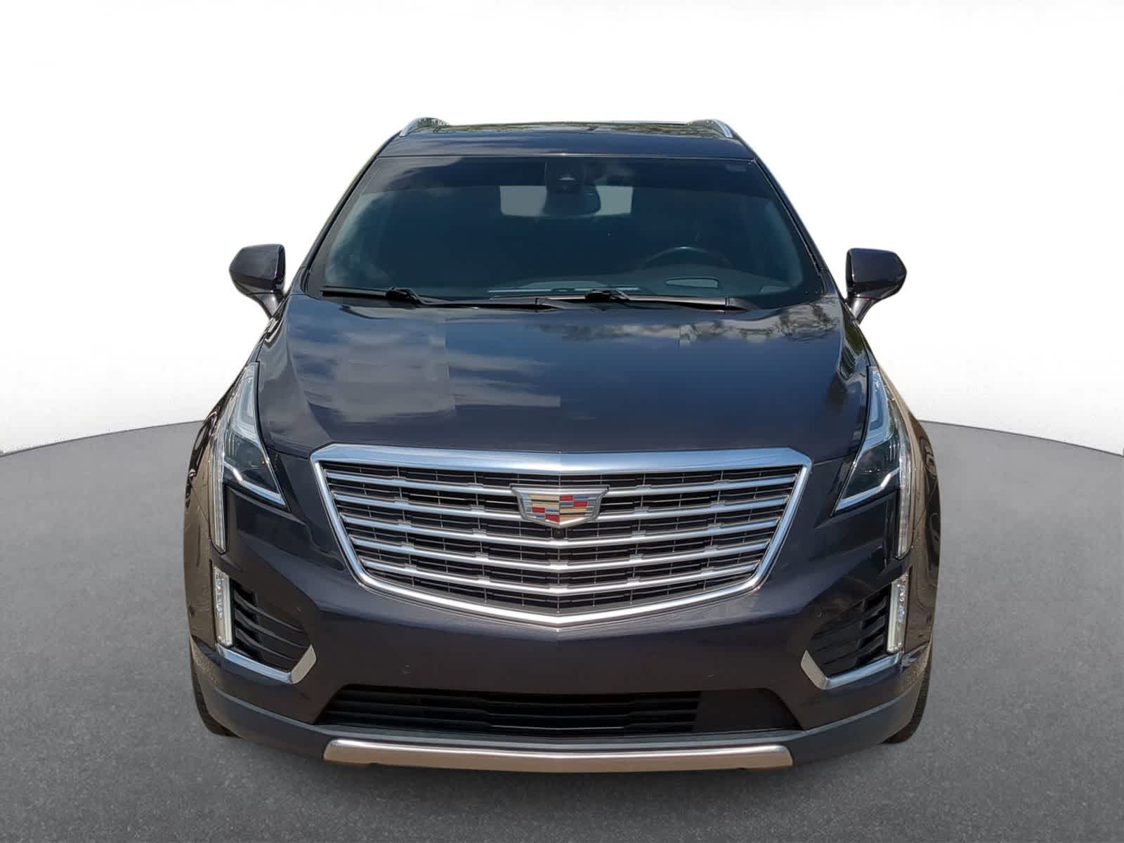 Thumbnail: 2017 Cadillac XT5 - 3