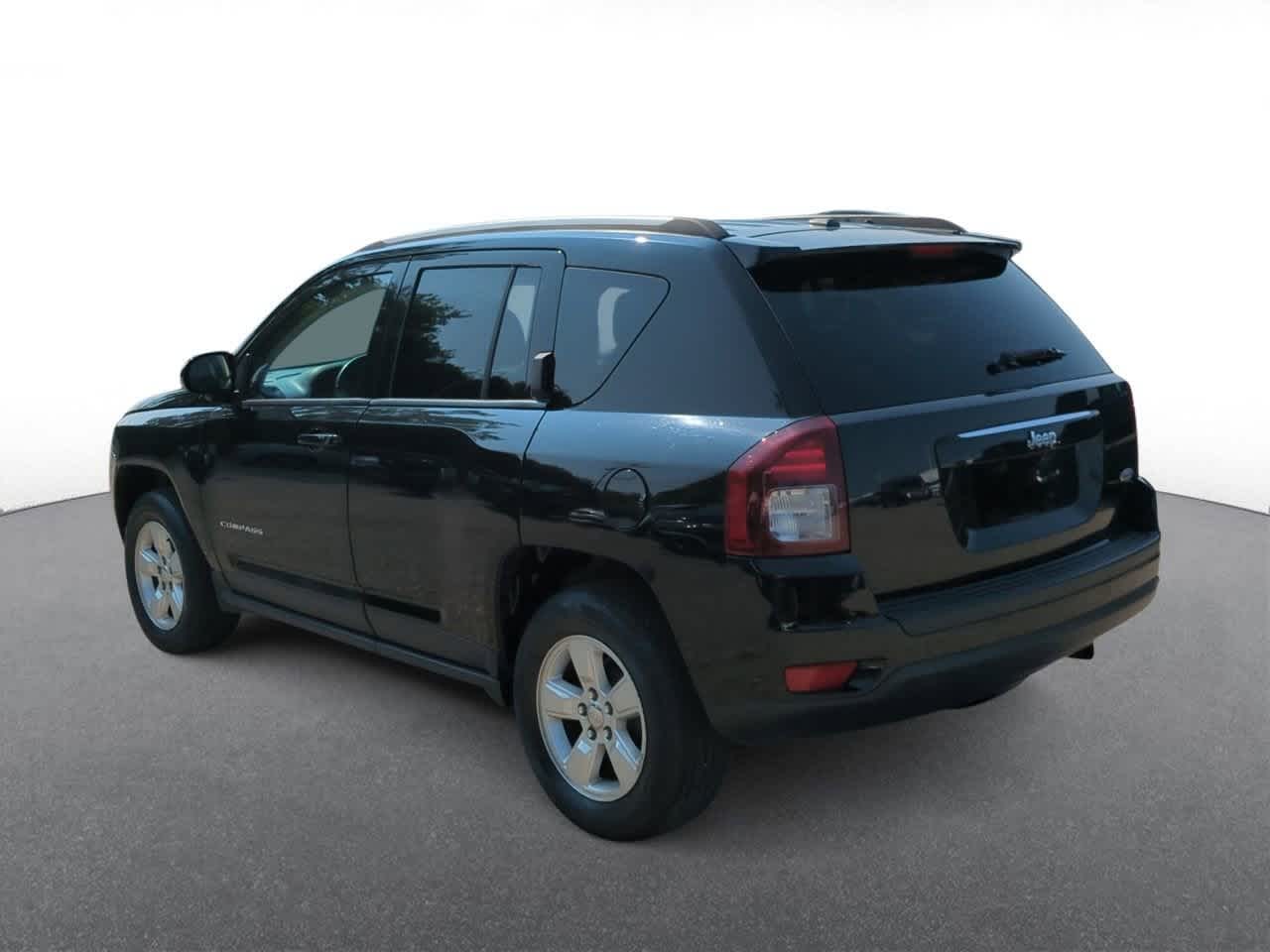 Thumbnail: 2017 Jeep Compass - 6