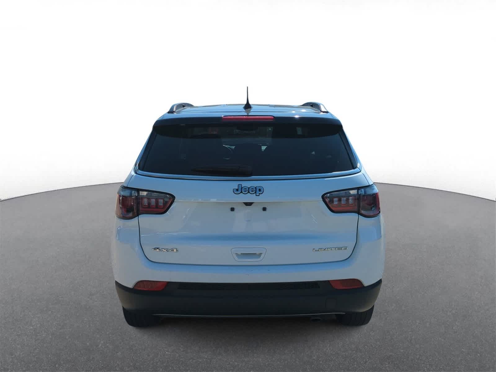 Thumbnail: 2022 Jeep Compass - 7