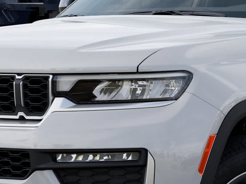 Thumbnail: 2026 Jeep Grand Cherokee L - 10
