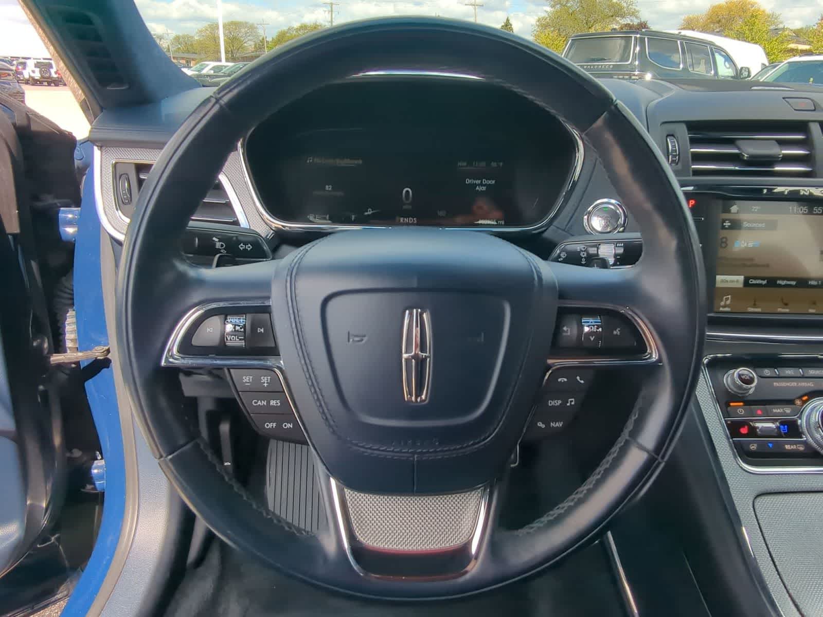 Thumbnail: 2017 Lincoln Continental - 22
