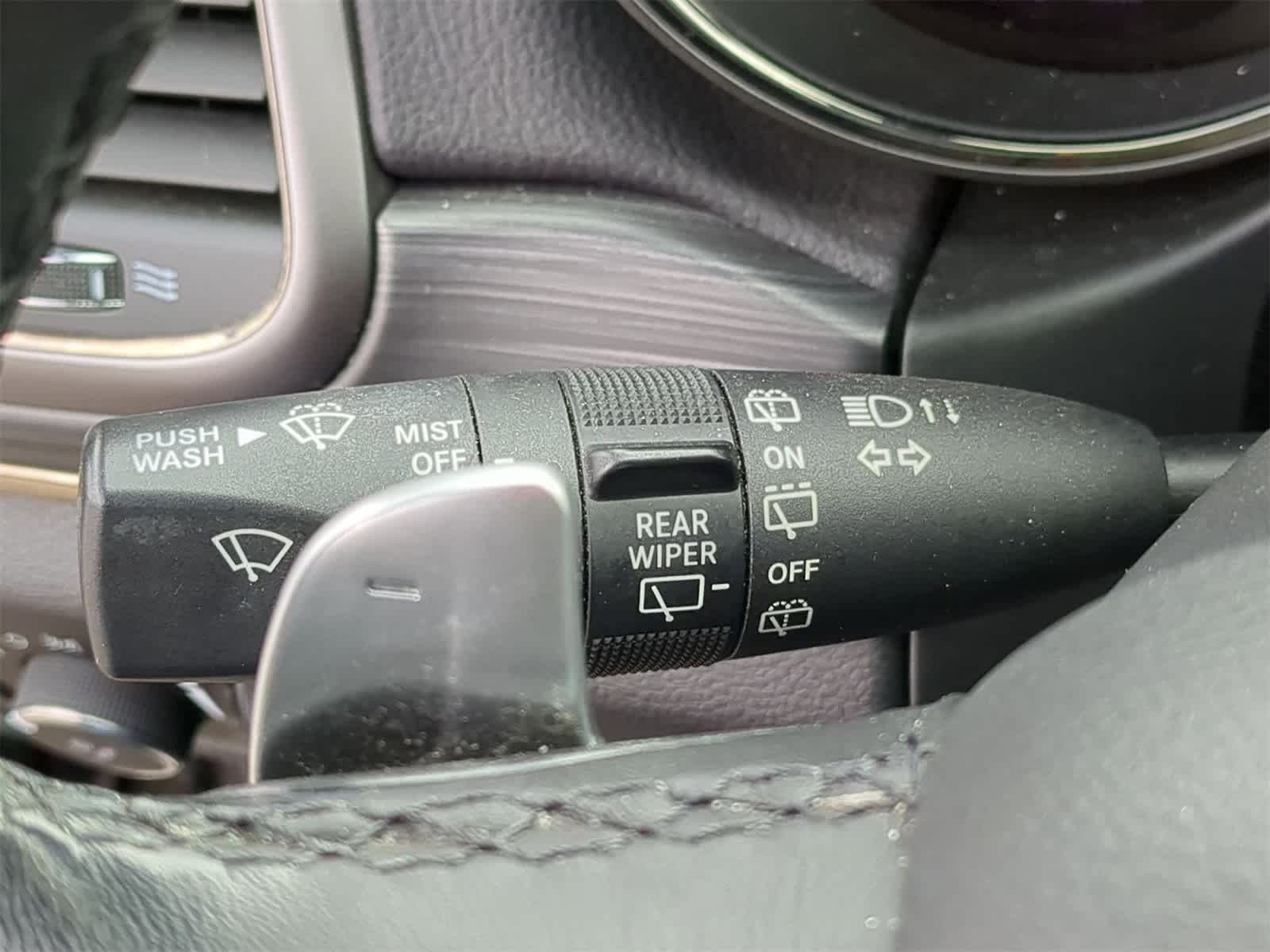 Thumbnail: 2020 Jeep Grand Cherokee - 32