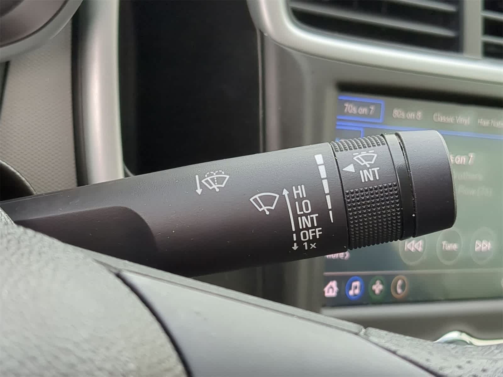 Thumbnail: 2020 Chevrolet Sonic - 32