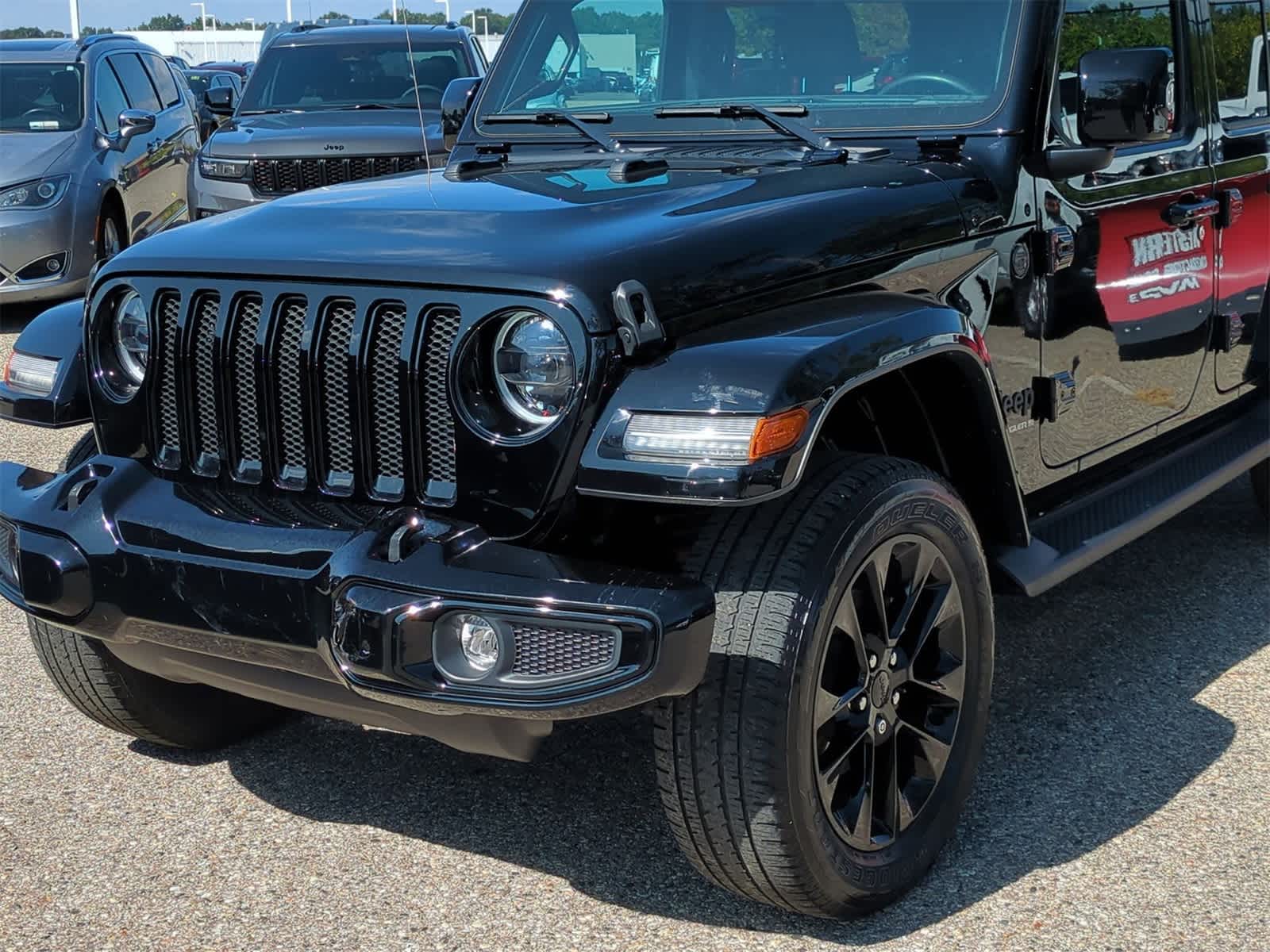 Thumbnail: 2023 Jeep Wrangler - 11