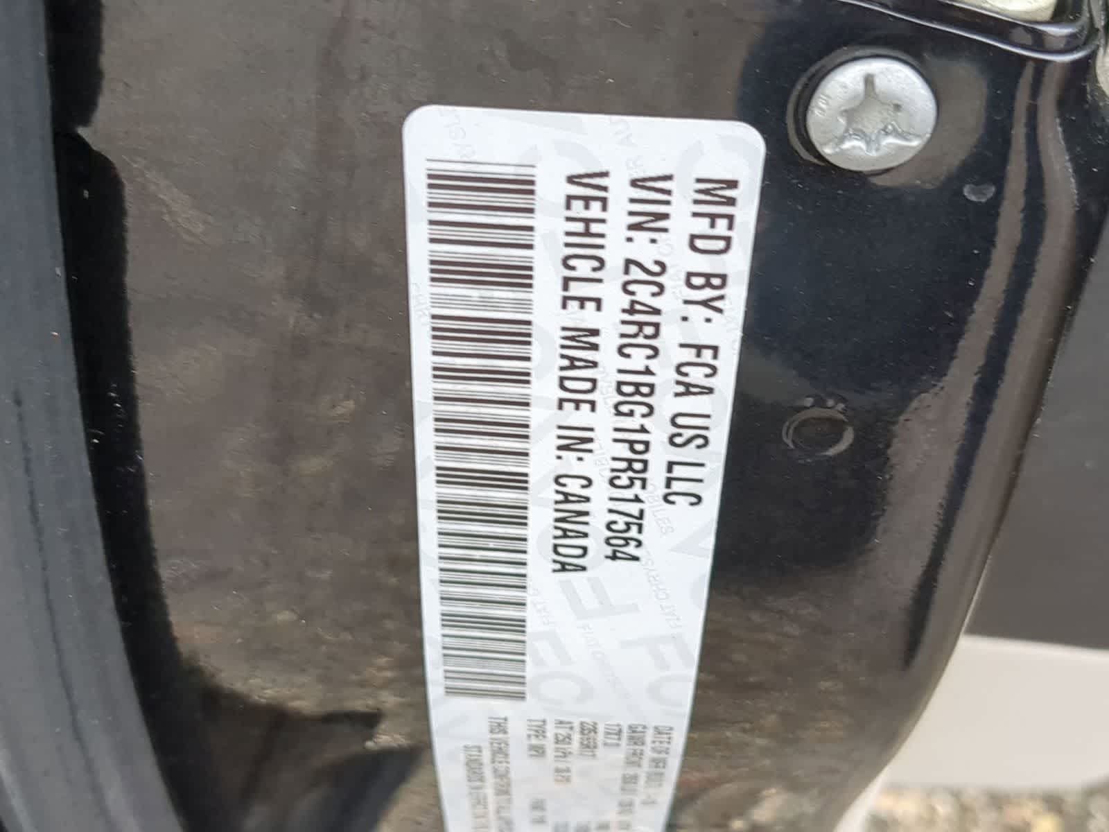 Thumbnail: 2023 Chrysler Pacifica - 34