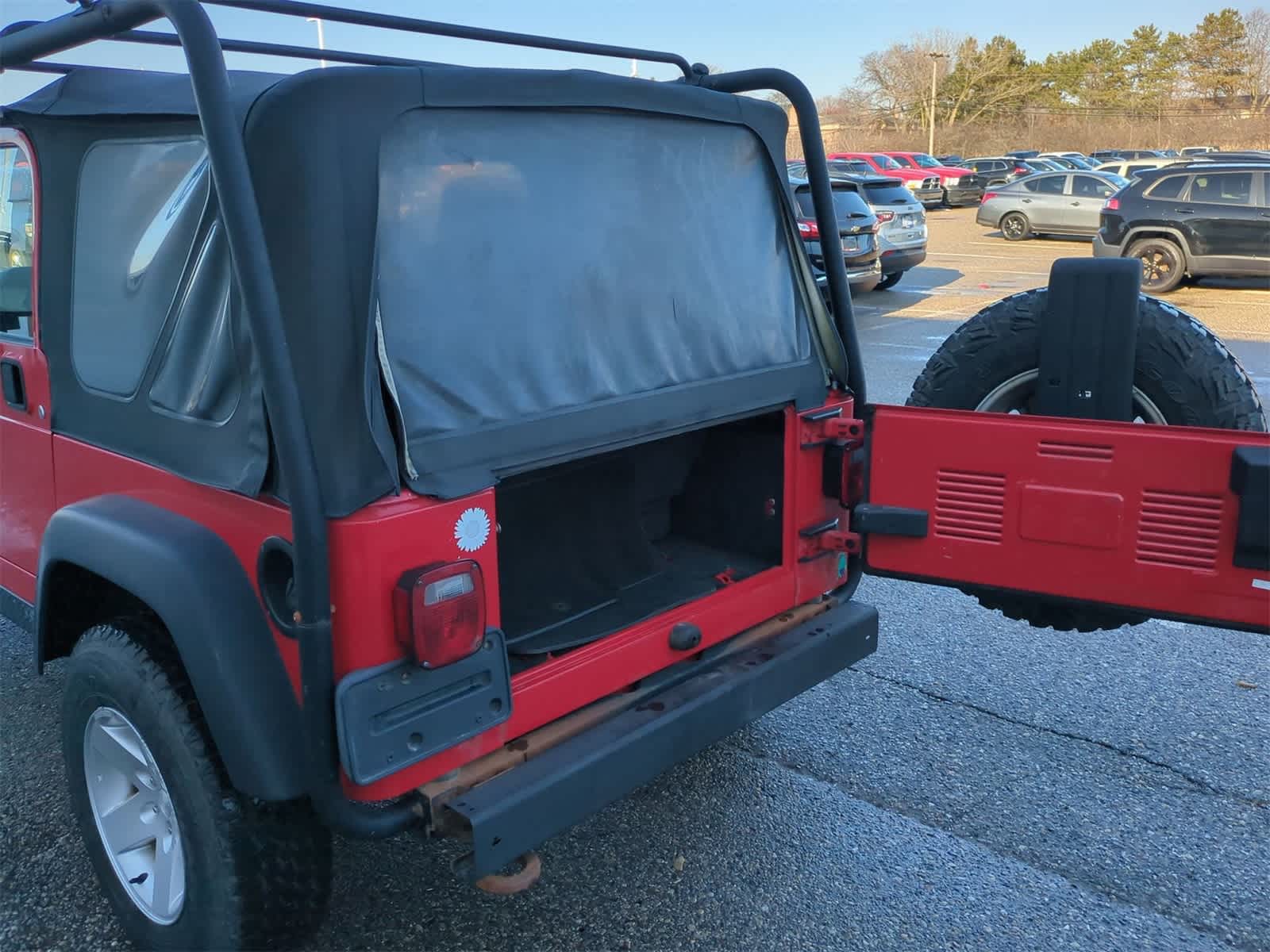 Thumbnail: 2004 Jeep Wrangler - 30