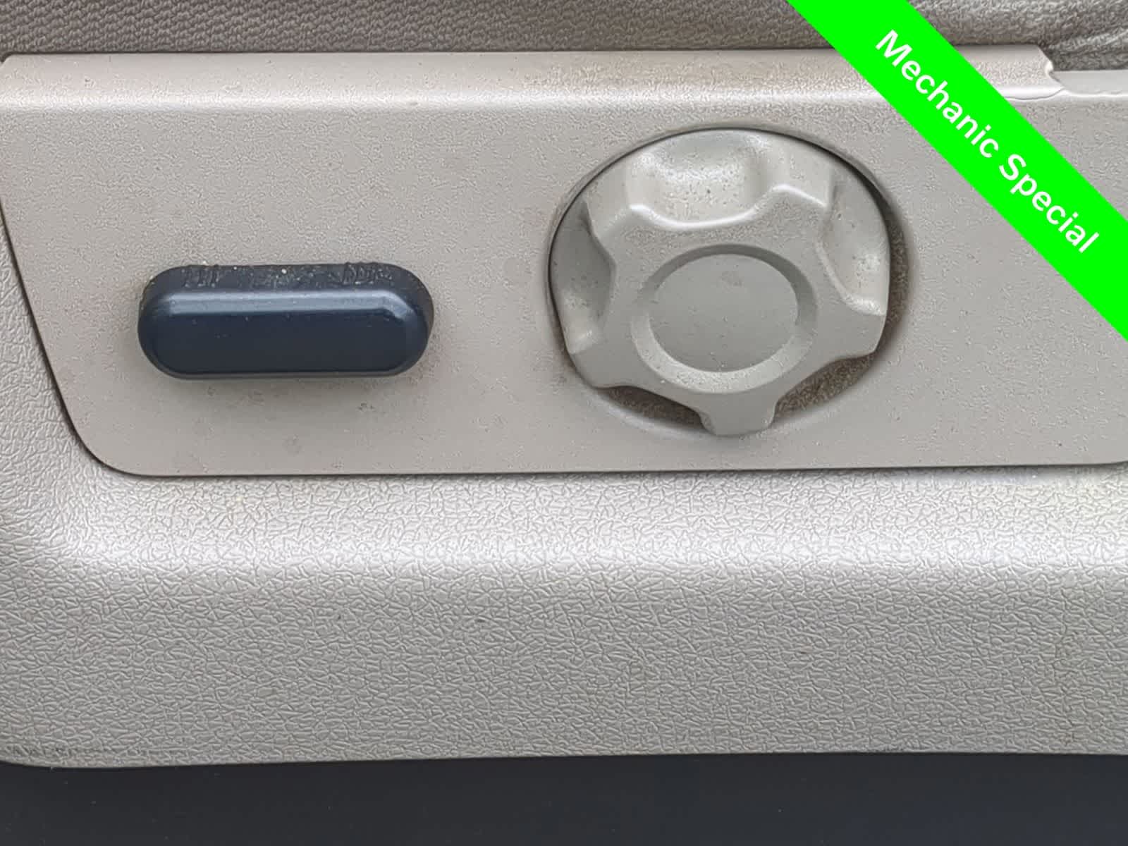 Thumbnail: 2010 Ford F-150 - 17