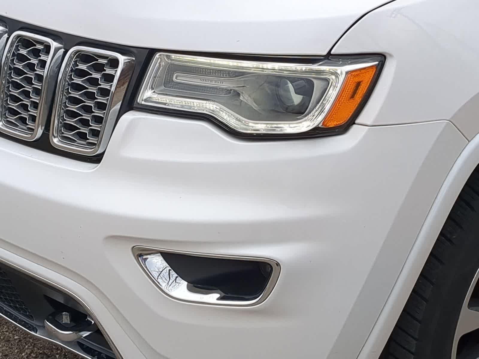 Thumbnail: 2018 Jeep Grand Cherokee - 11