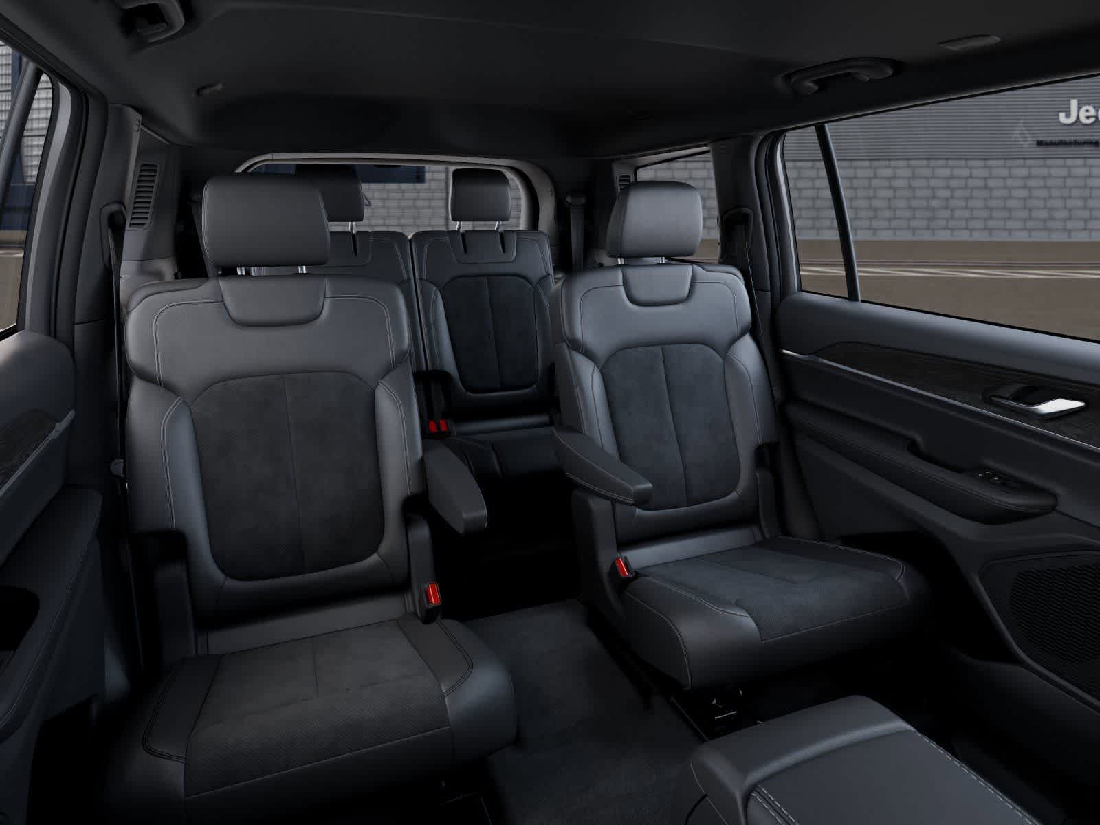 Thumbnail: 2026 Jeep Grand Cherokee L - 15