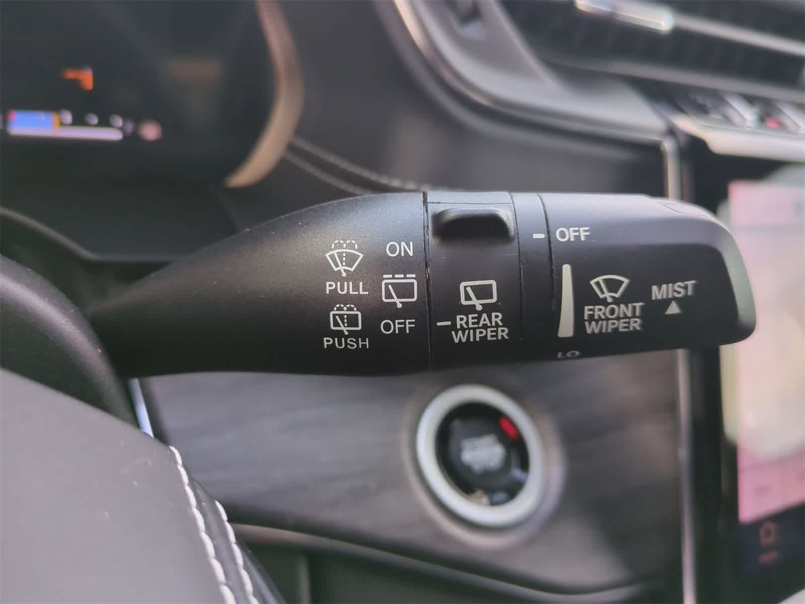 Thumbnail: 2023 Jeep Grand Cherokee - 25