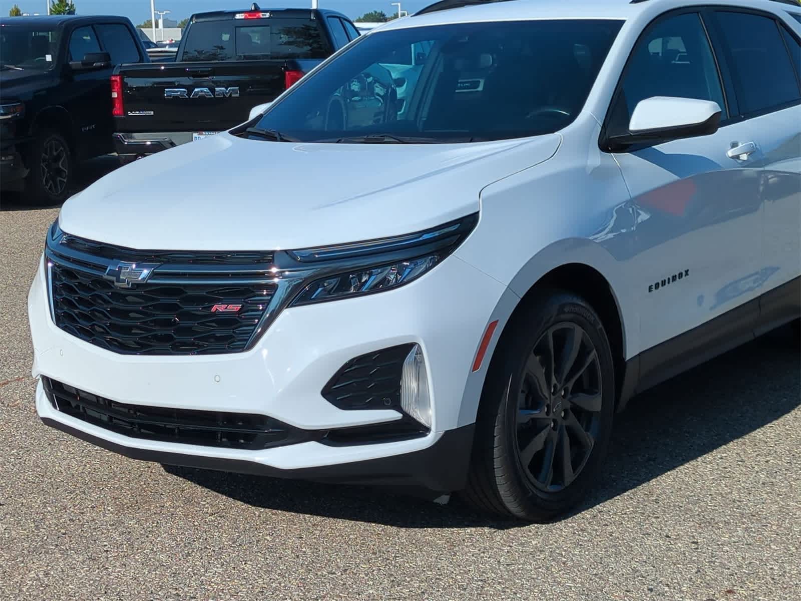 Thumbnail: 2022 Chevrolet Equinox - 11