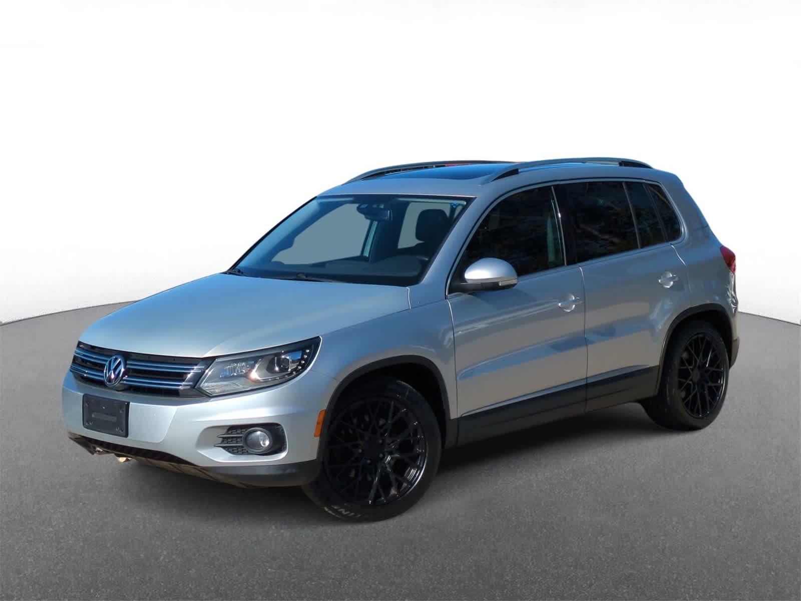 2016 Volkswagen Tiguan SE -
                  Troy, MI