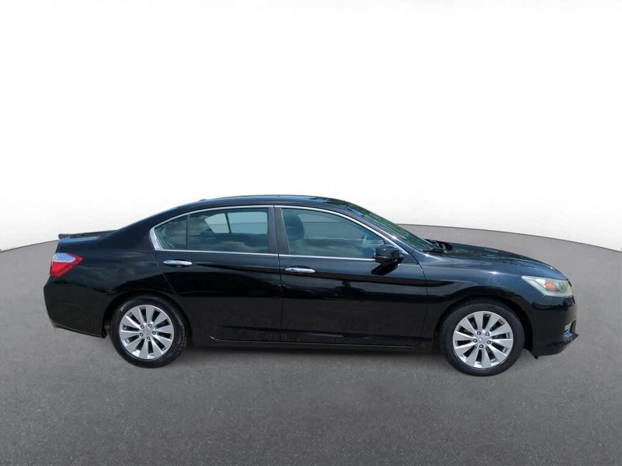 Thumbnail: 2015 Honda Accord - 9