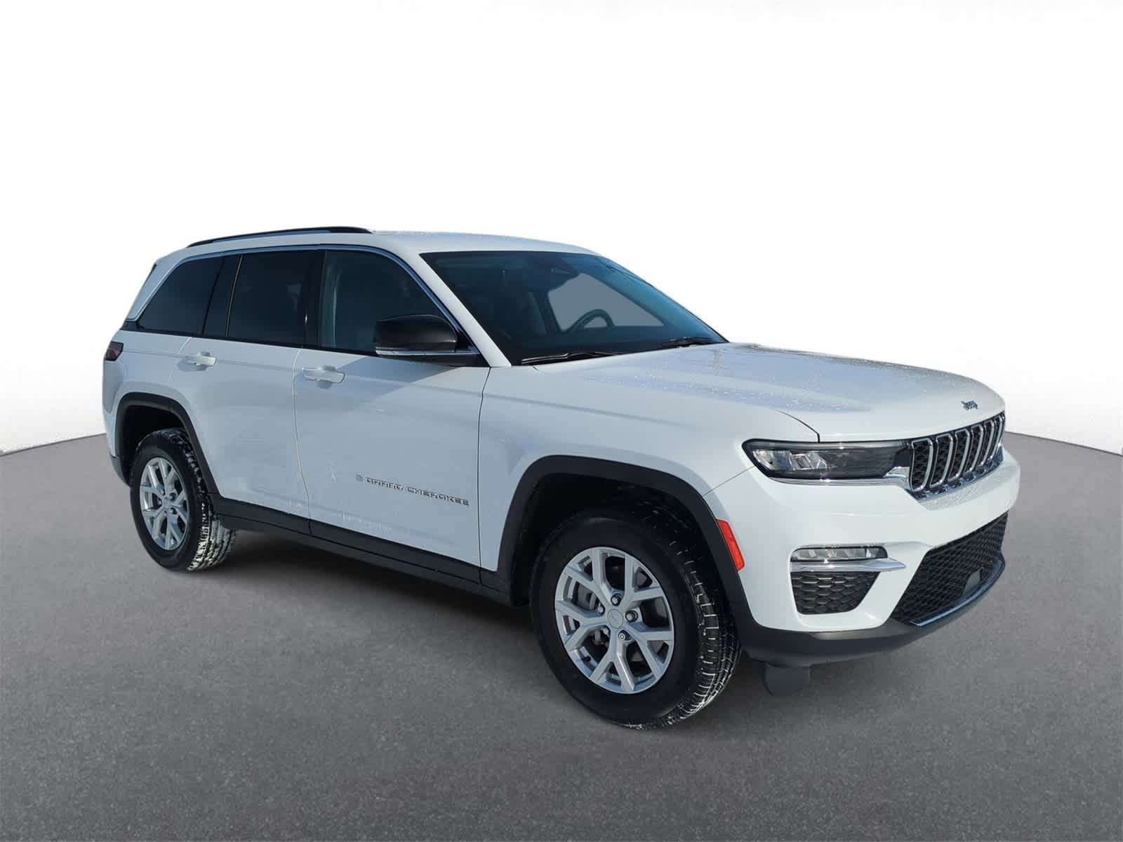 Thumbnail: 2023 Jeep Grand Cherokee - 2