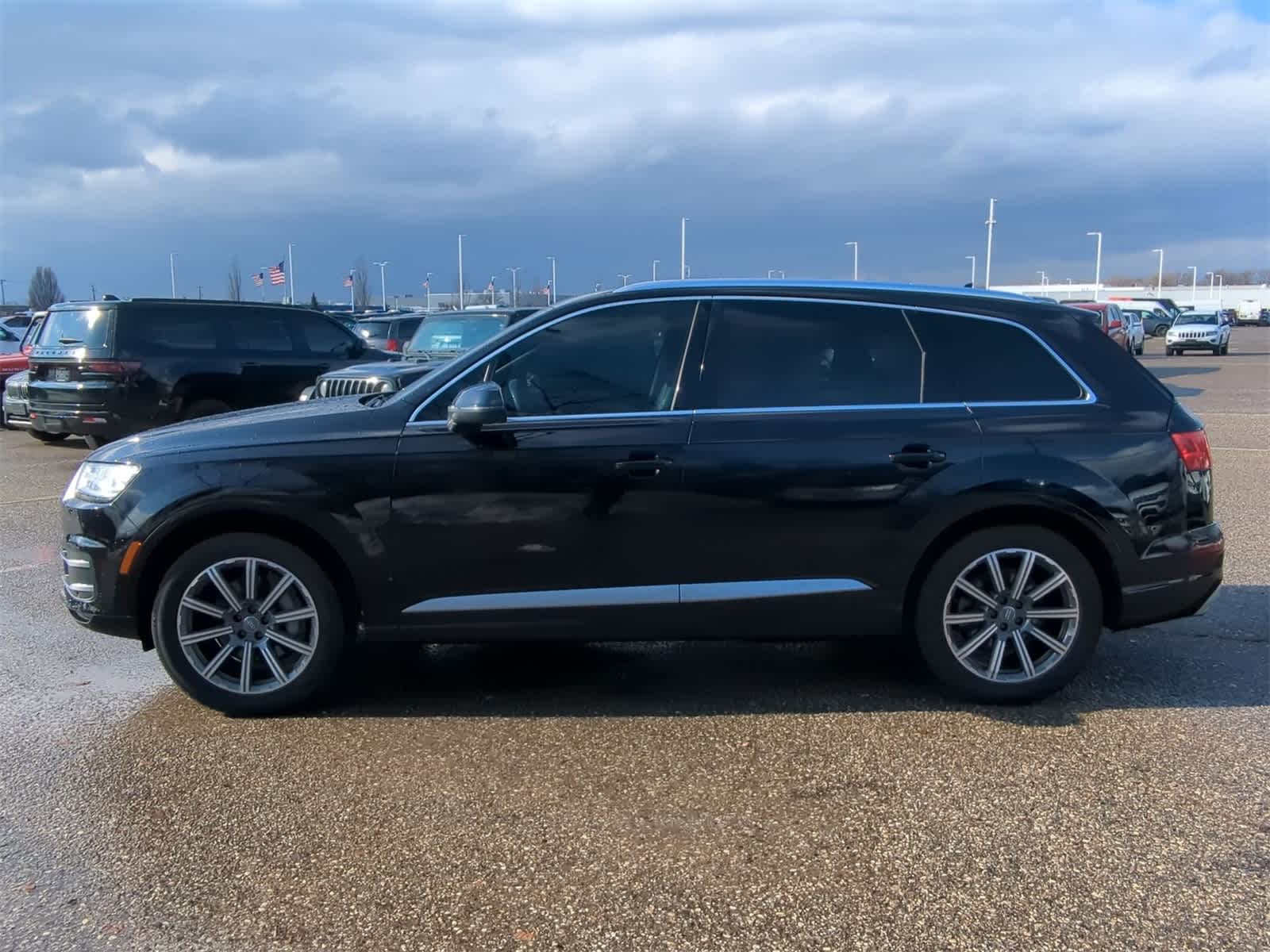 Thumbnail: 2018 Audi Q7 - 11