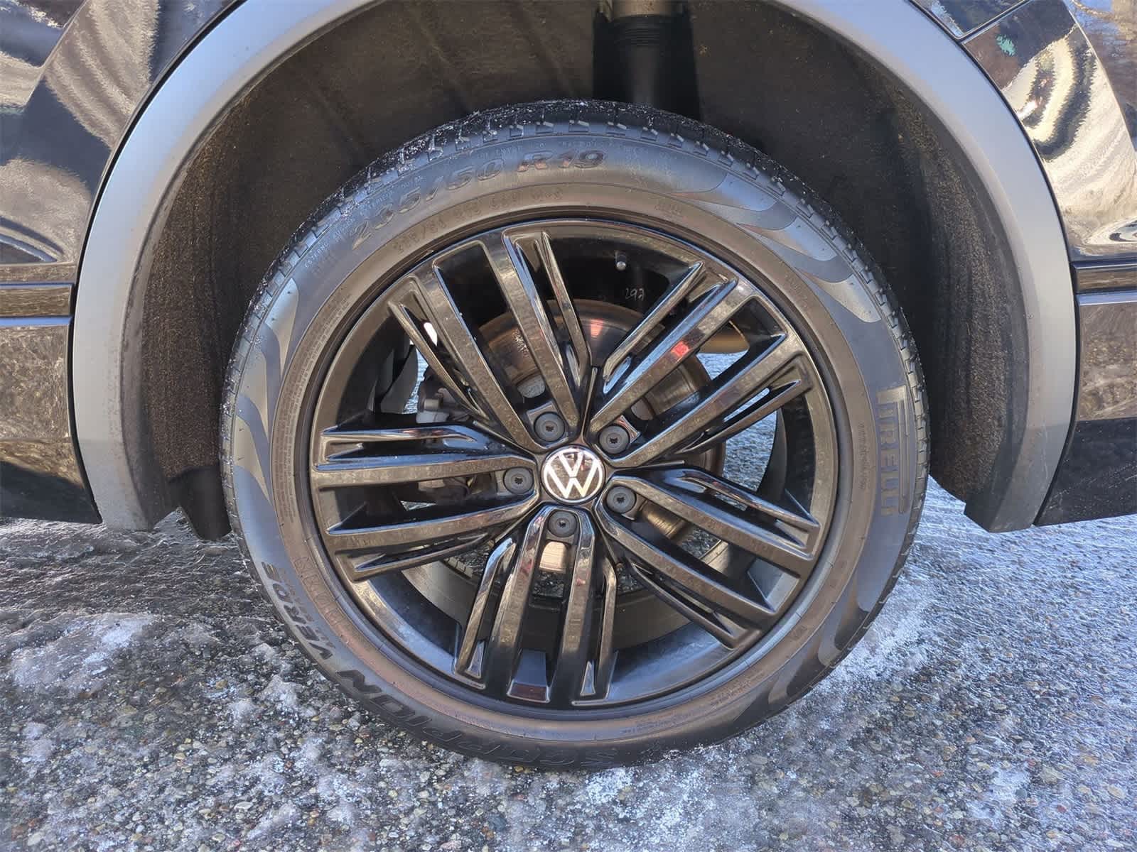 Thumbnail: 2022 Volkswagen Tiguan - 13