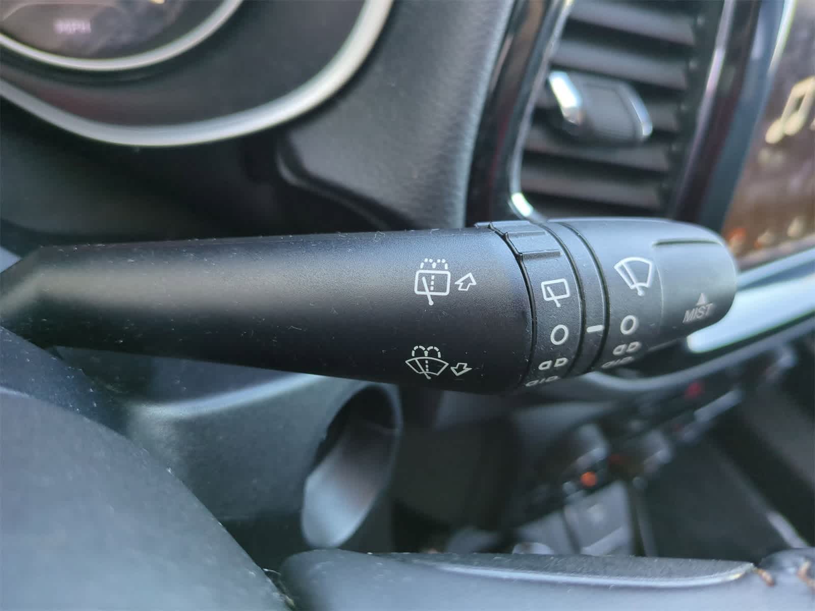 Thumbnail: 2018 Jeep Compass - 26