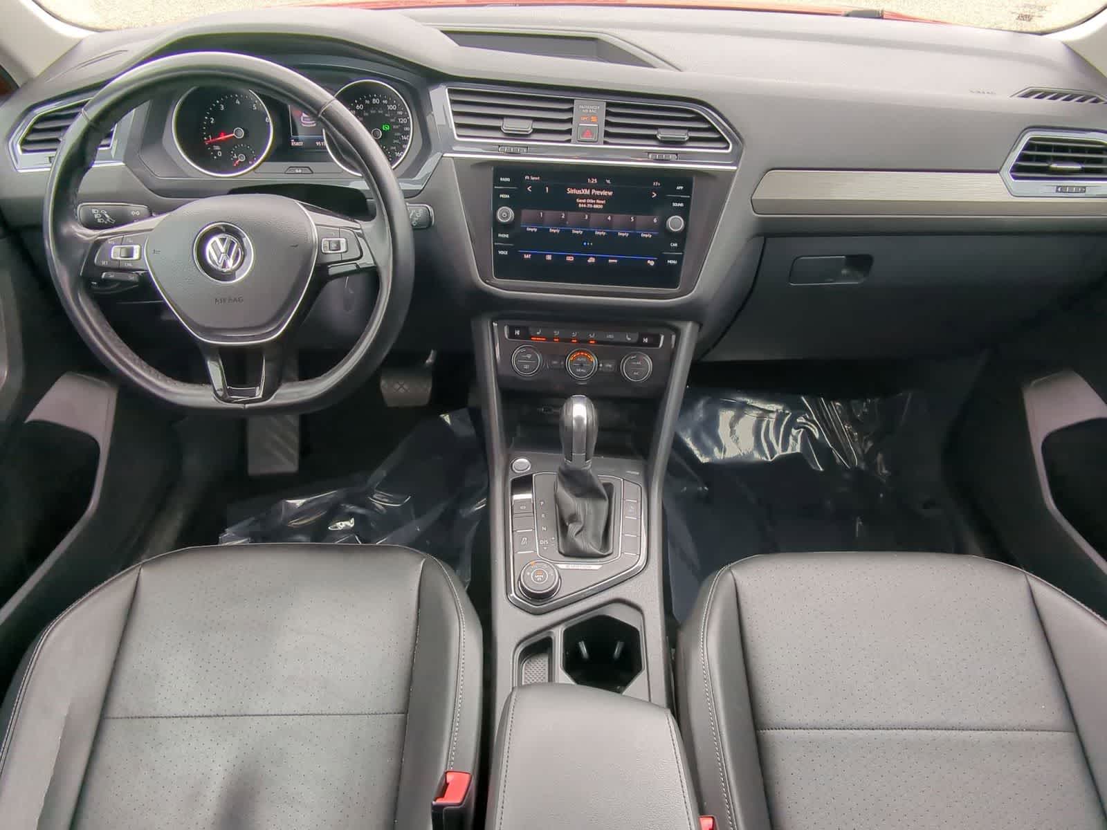 Thumbnail: 2018 Volkswagen Tiguan - 15