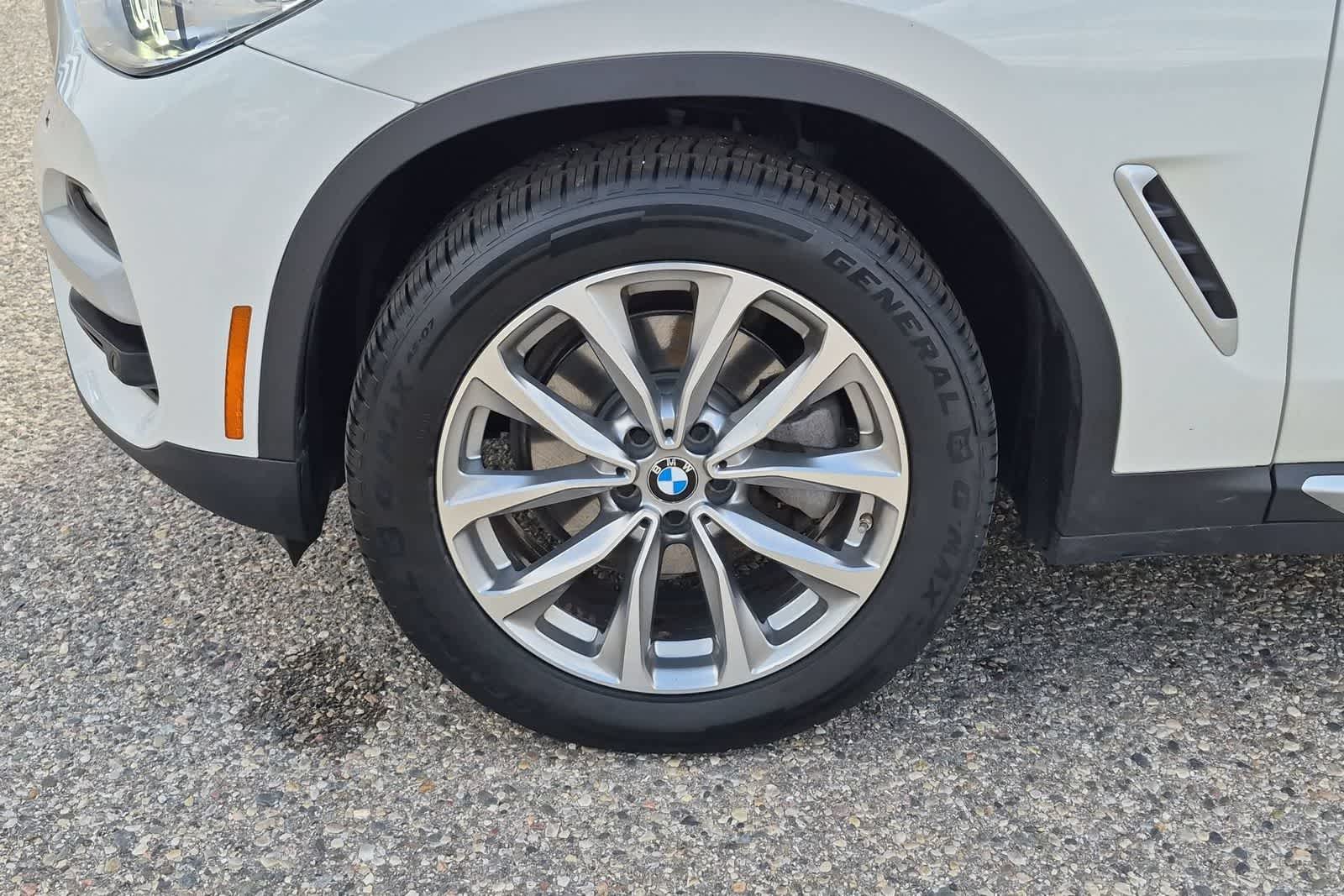 Thumbnail: 2019 BMW X3 - 14