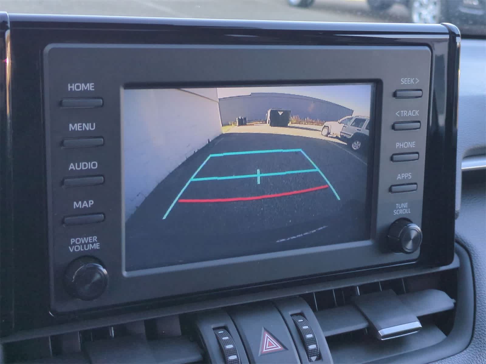 Thumbnail: 2019 Toyota RAV4 - 29