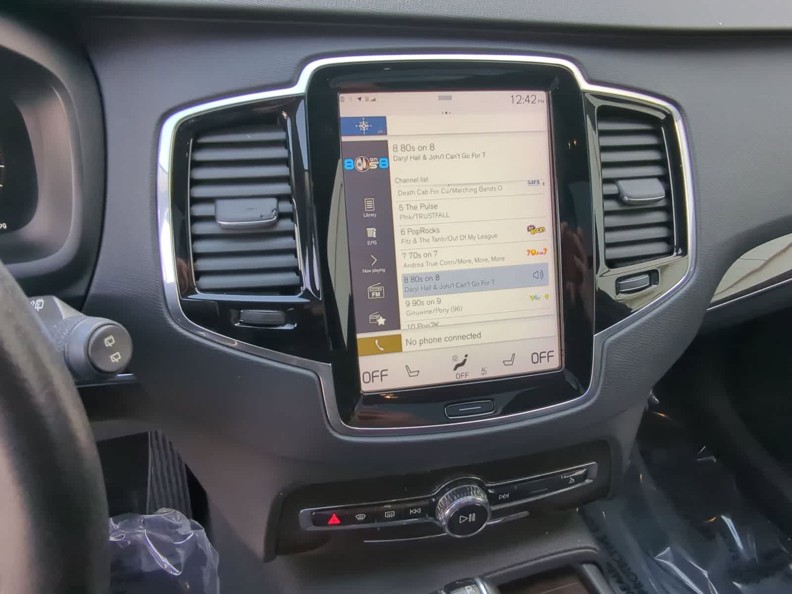 Thumbnail: 2018 Volvo XC90 - 27