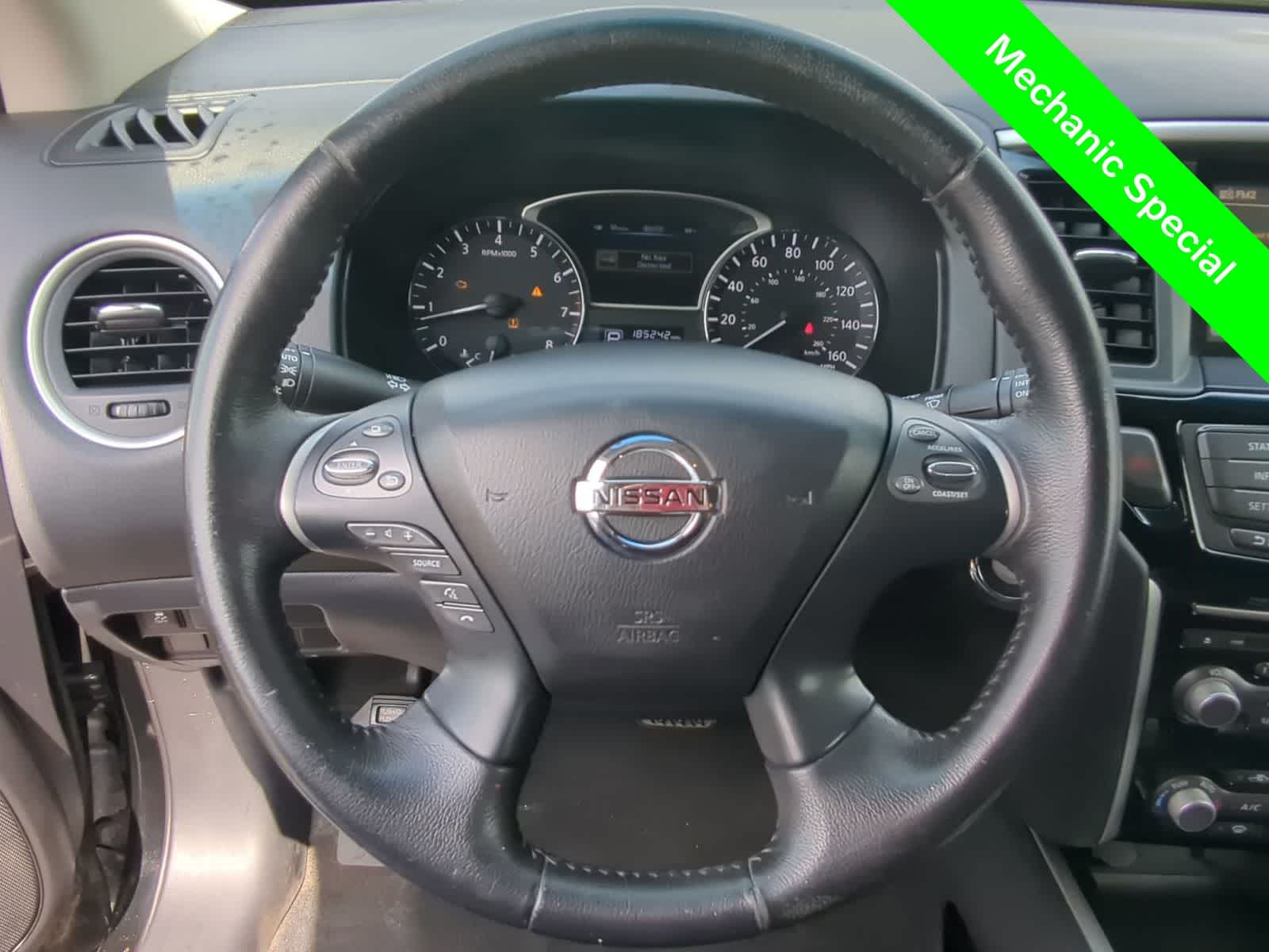 Thumbnail: 2013 Nissan Pathfinder - 22