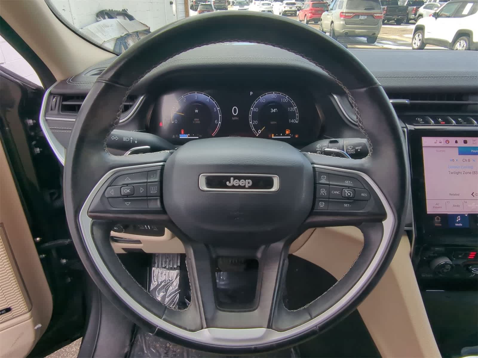 Thumbnail: 2022 Jeep Grand Cherokee L - 31