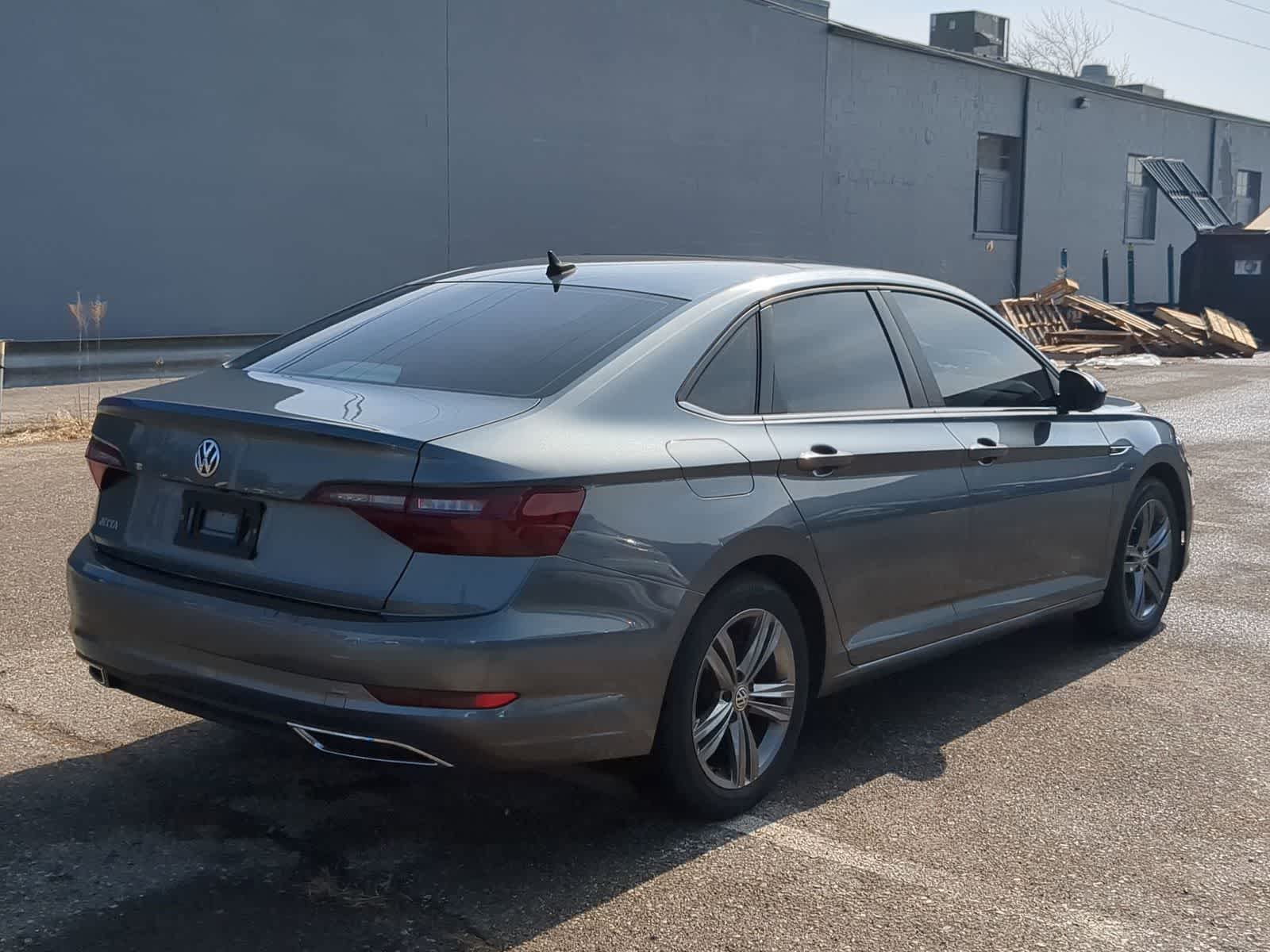 Thumbnail: 2021 Volkswagen Jetta - 14