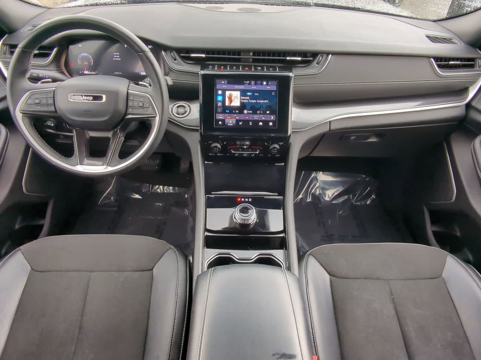 Thumbnail: 2022 Jeep Grand Cherokee - 15