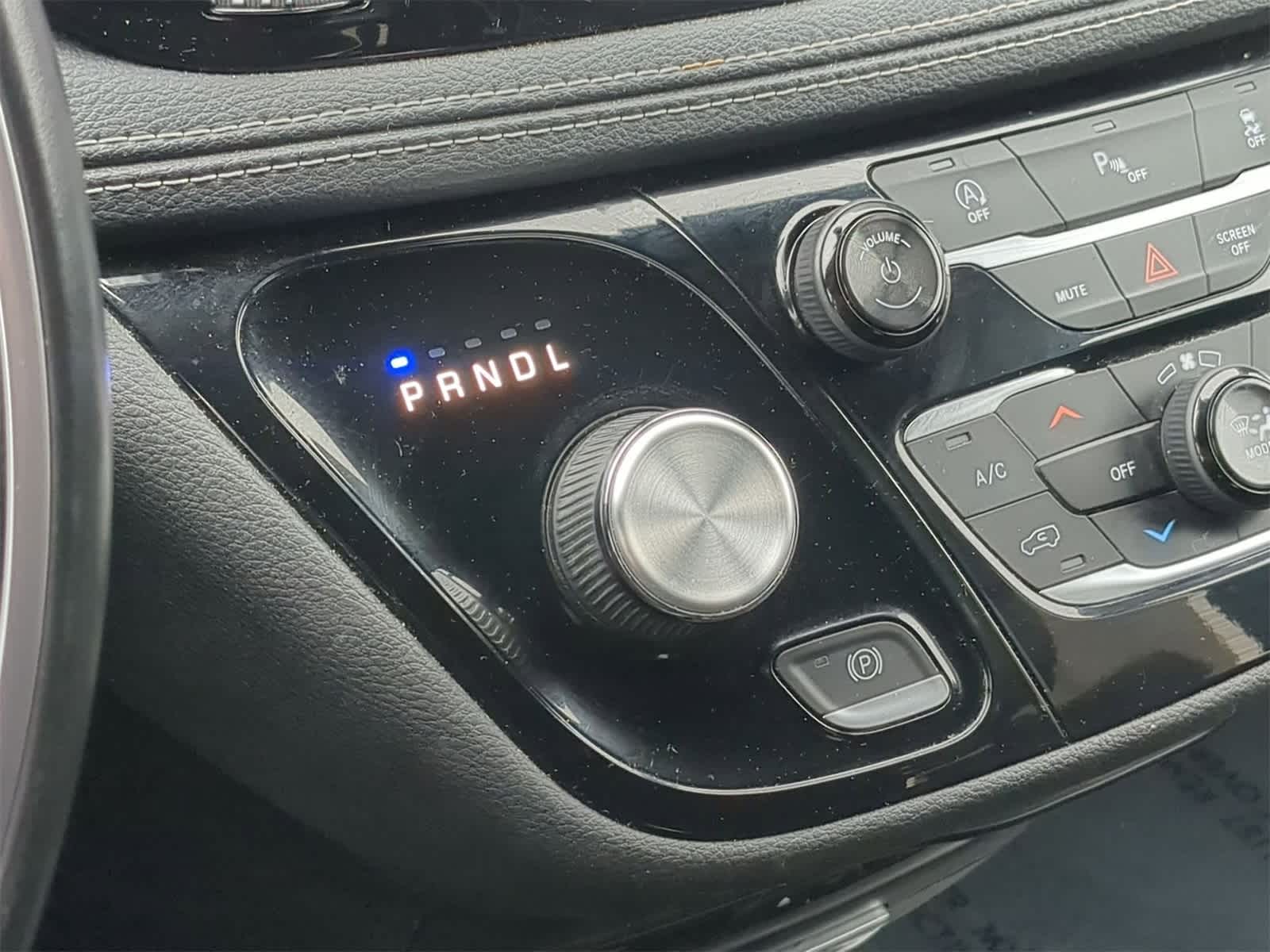 Thumbnail: 2019 Chrysler Pacifica - 41