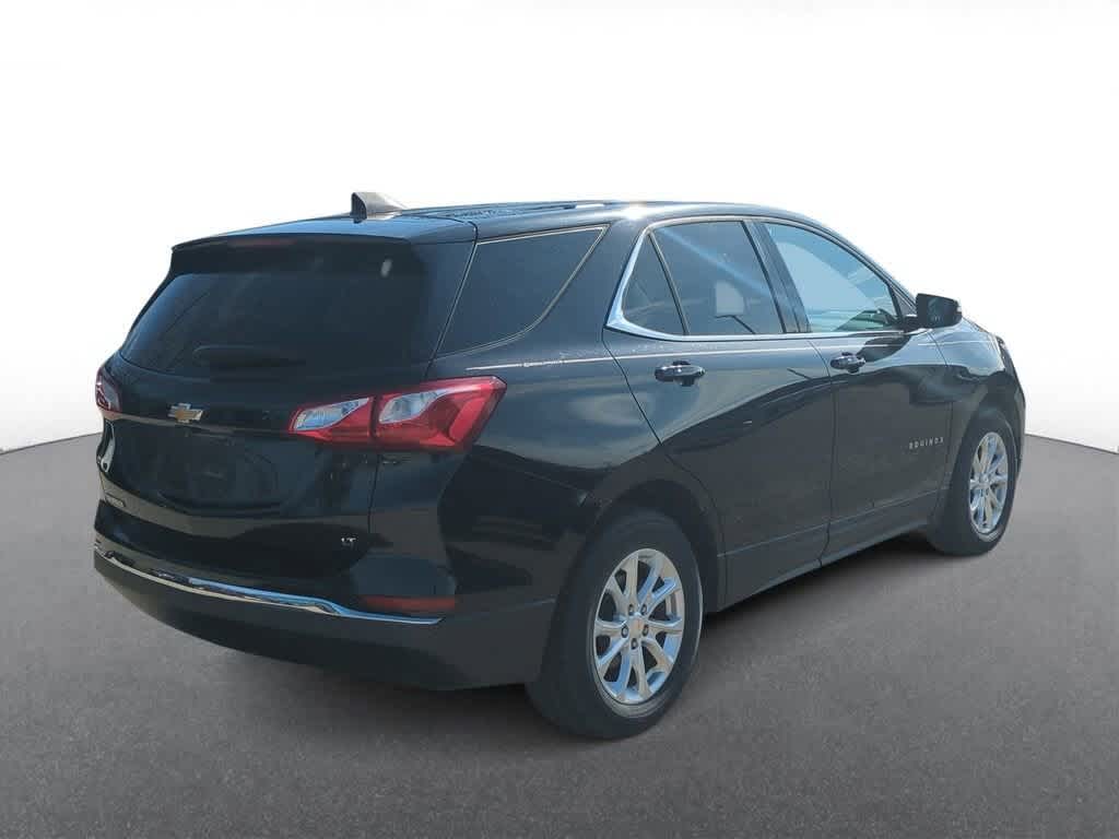 Thumbnail: 2018 Chevrolet Equinox - 8