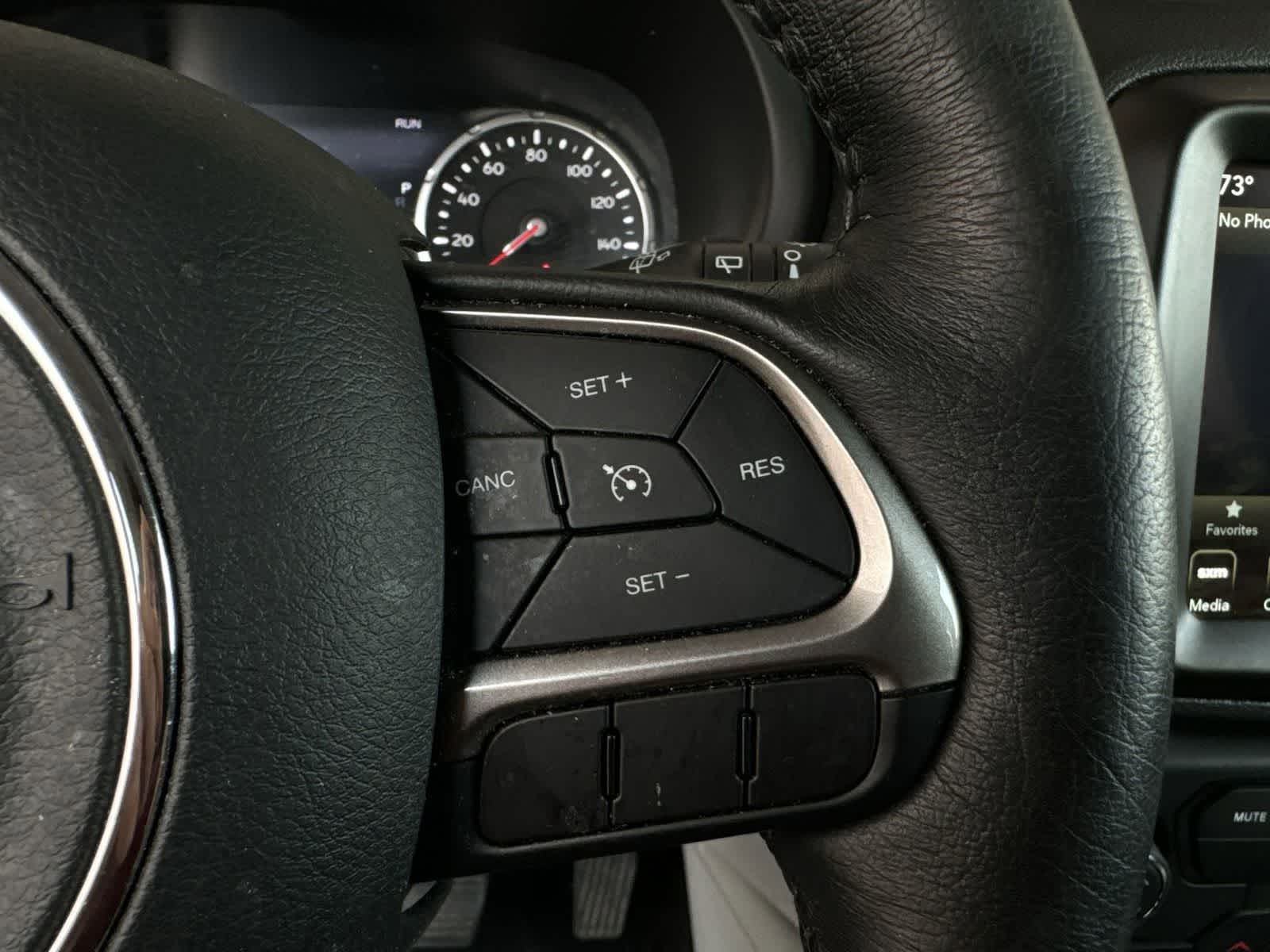 Thumbnail: 2022 Jeep Renegade - 25