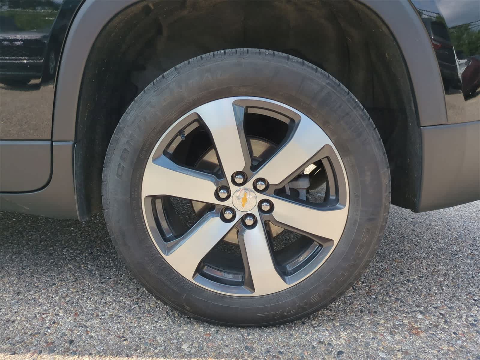 2022 Chevrolet Traverse LT 13