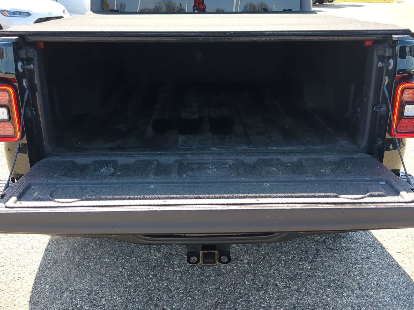 Thumbnail: 2020 Jeep Gladiator - 32