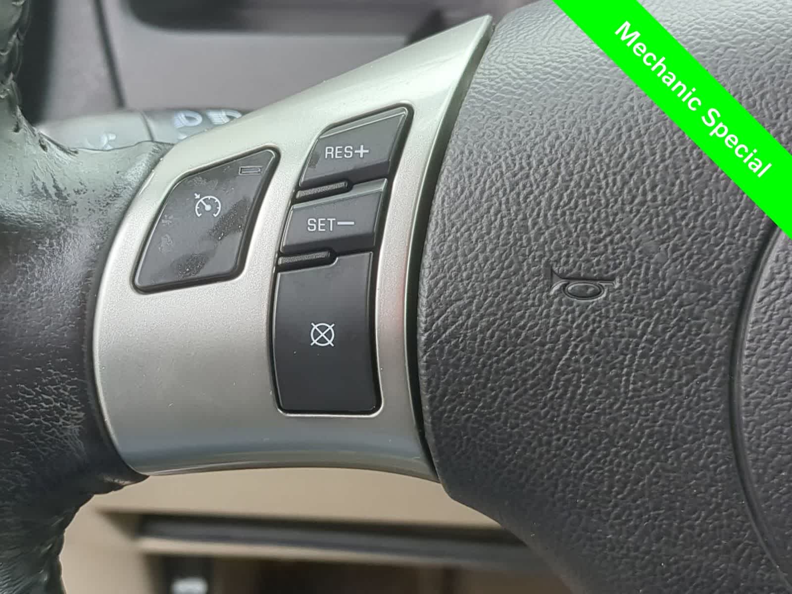 Thumbnail: 2007 Saturn VUE - 23