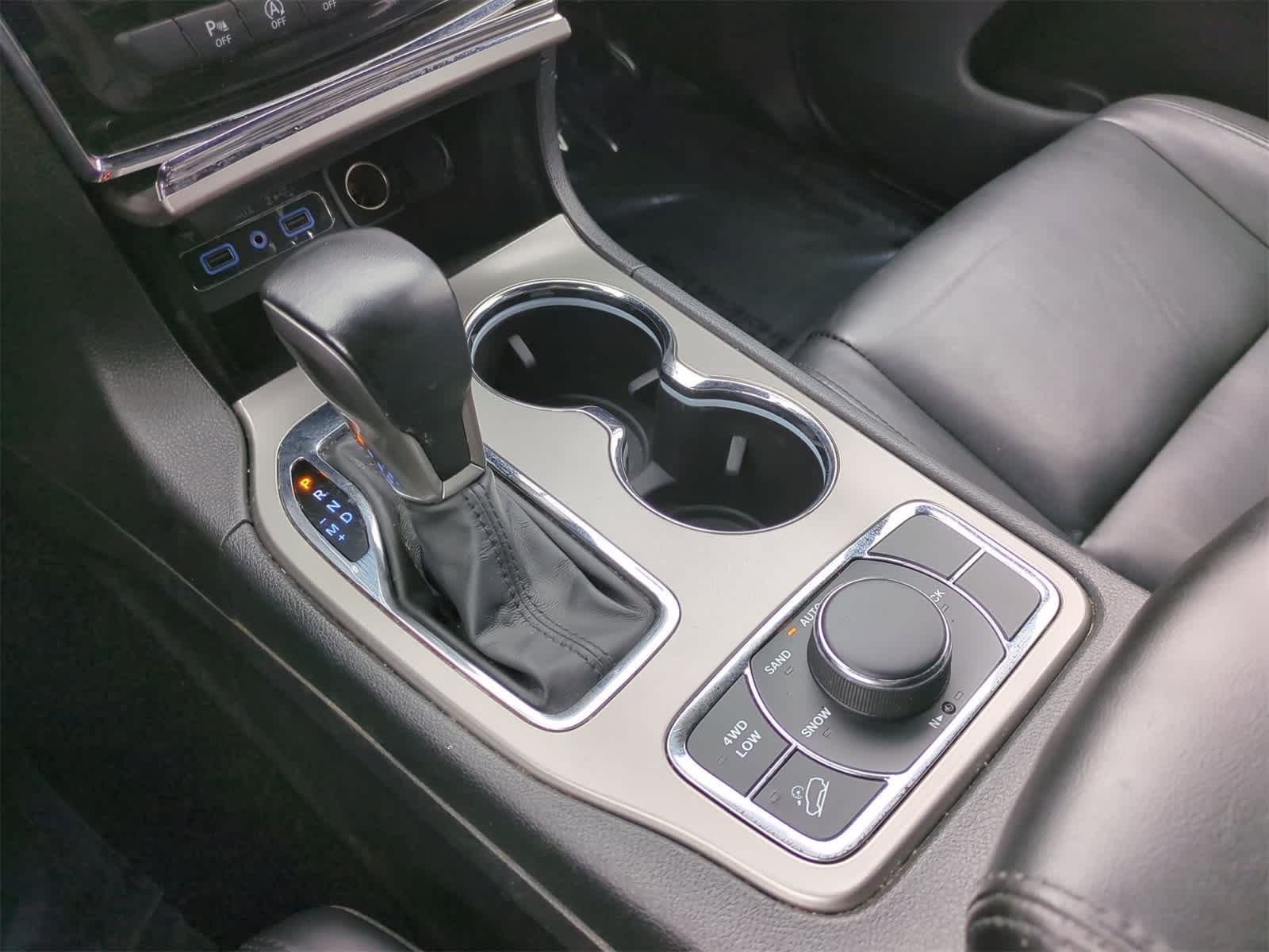 Thumbnail: 2021 Jeep Grand Cherokee - 32