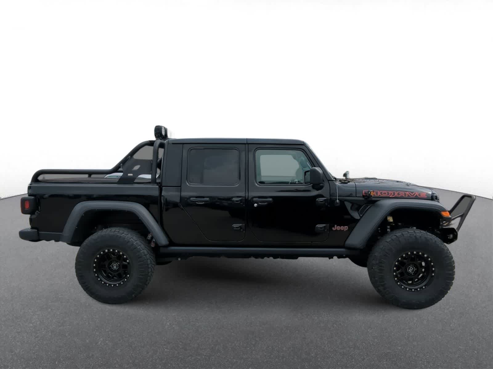 Thumbnail: 2022 Jeep Gladiator - 9