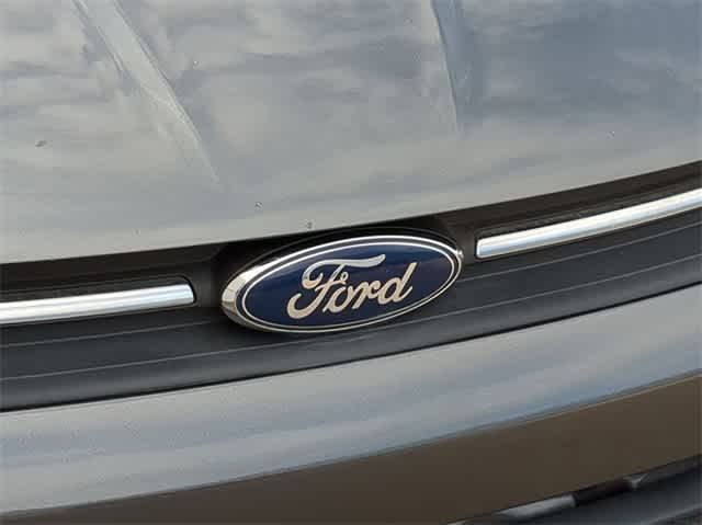2015 Ford Escape SE 12