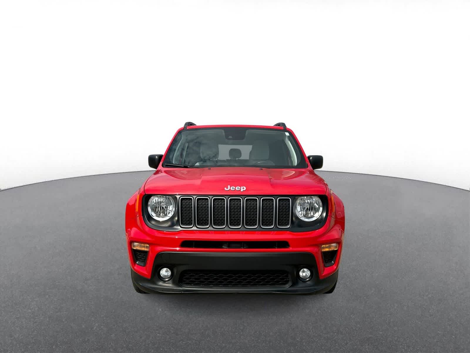 Thumbnail: 2022 Jeep Renegade - 3