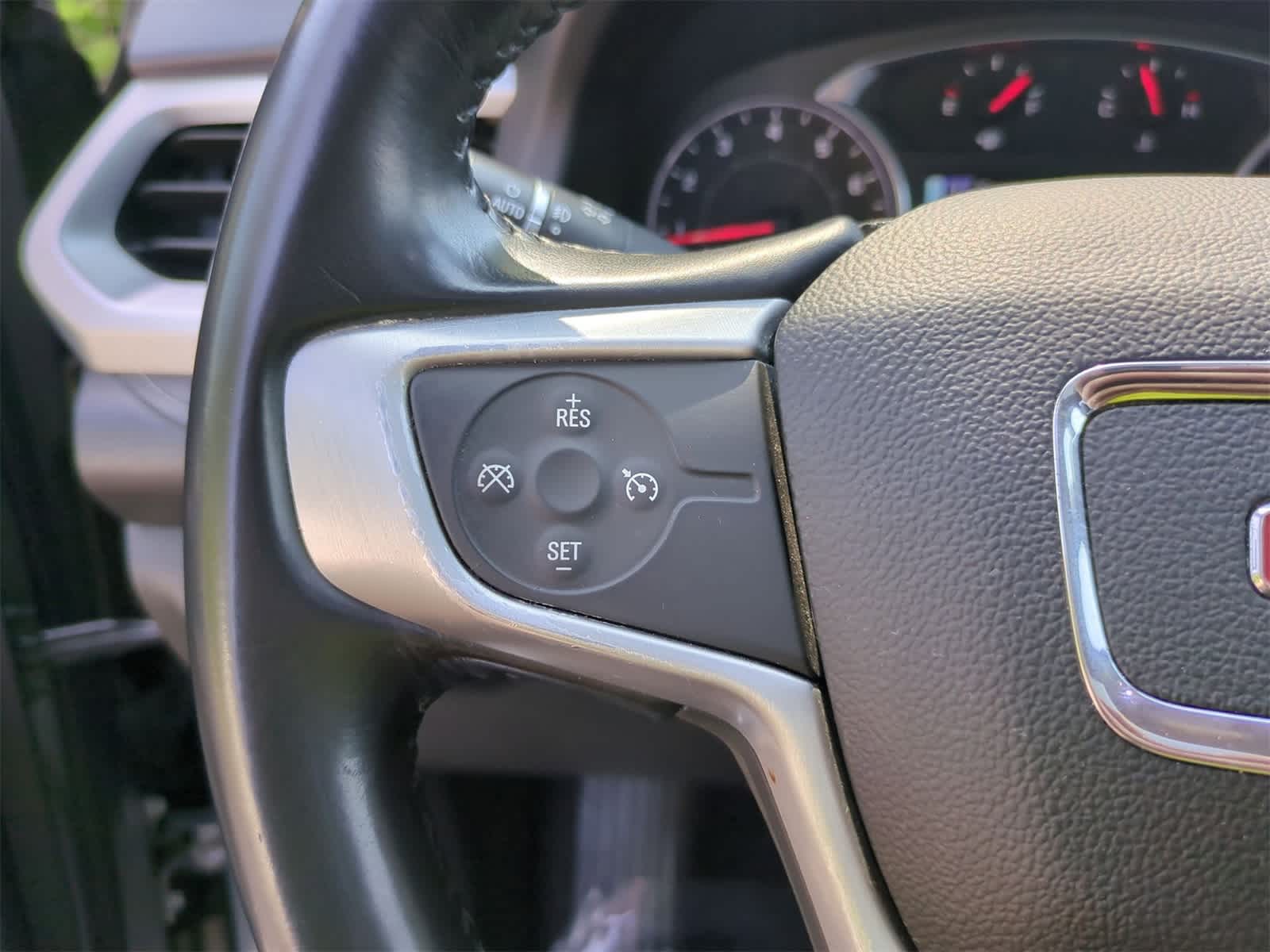 Thumbnail: 2019 GMC Acadia - 22