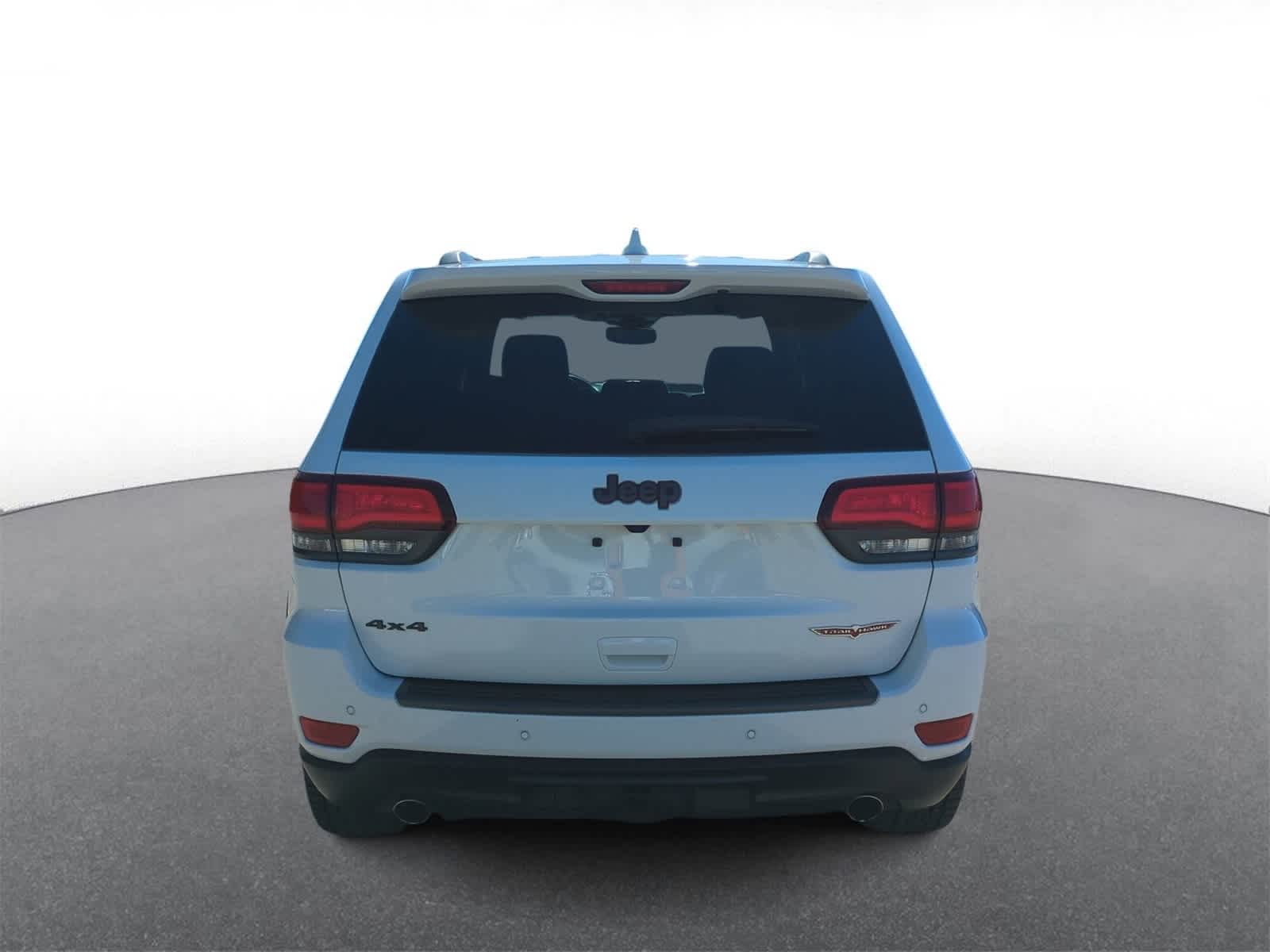 2018 Jeep Grand Cherokee Trailhawk photo 3